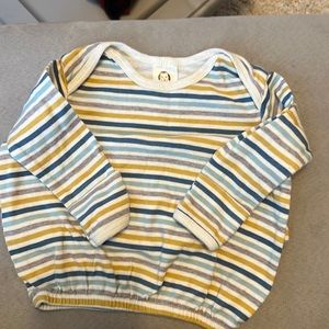 4 long sleeve sleepers 0-6 month